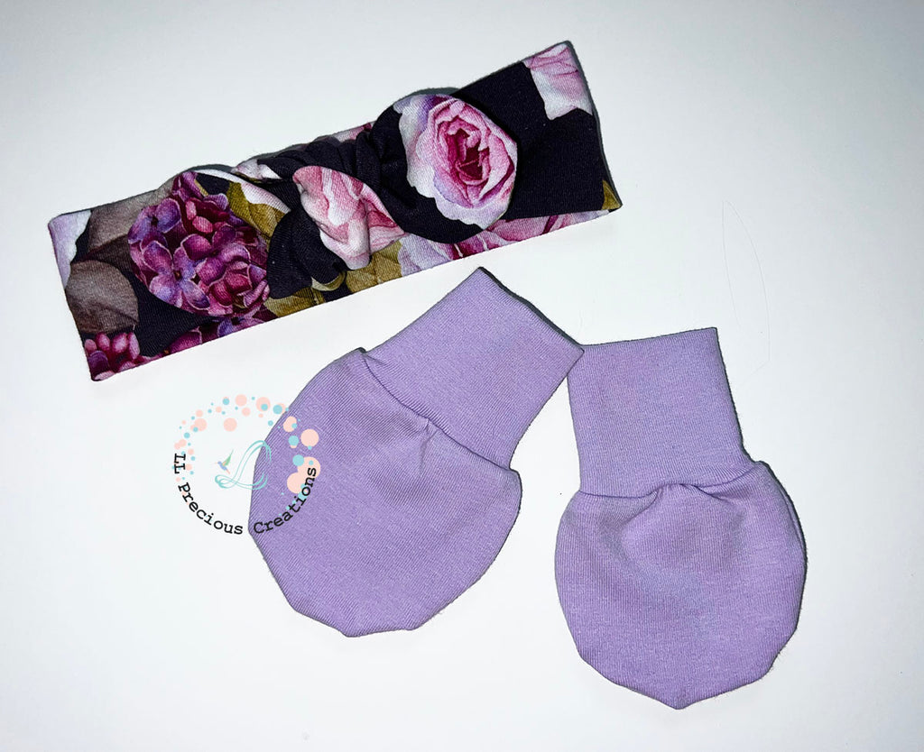 Lilac Roses Floral Crop Top Bummies Baby Girl Outfit Set #llpreciouscreations #babygirloutfit #Babyshowergift #babygift #croptopoutfit #newbornbabygirl #Cutebabygirloutfit #Highwaistbummies #purplebummieshorts #floralbabyshorts #babyloungeoutfit #cominghomeoutfit #noscratchmitts 