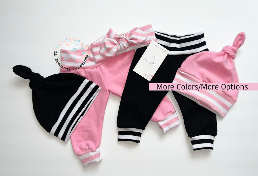 Little Sister Little Brother Gender Neutral Twin Matching Newborn Coming Home Outfits #llpreciouscreations #newborntwins #newborgirlboy #helloworld #littlesister #littlebrother #newborntwins #newbornbabygirl #newbornbabyboy #personalizedoutfit