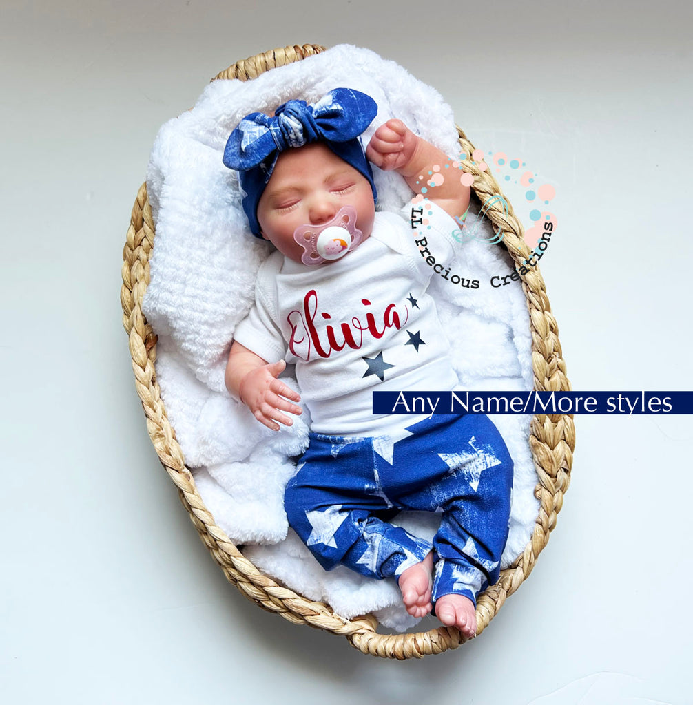 Personalized Patriotic Red Stripes 4th of July Gender Neutral outfit Baby's First Independence Day outfit #llpreciouscreations #4thofJuly #Independencedayoutfit #4thofJulybaby #babygirloutfit #babyboyoutfit #redstripes #bluestripes #starsandstripes #cominghomeoutfit #baby'sfirstof4th 