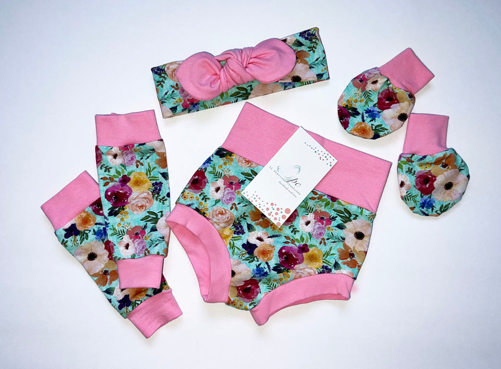 Wildflower Mint Floral  Baby Girl Bummies Headband Mitts by LL Precious Creations #highwaistbummies #babybummies #mauvebabyshorts #newbornbabyoutfit #floralbabyshorts #summerbabyoutfit #handmade #ootk #babygirlfashion #babygift #babyshowergift #babyheadband #noscratchmitts #llpreciouscreations