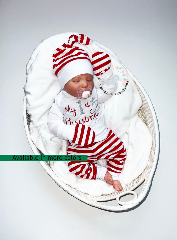 Baby's 1st Christmas Outfit Gender Neutral Christmas Baby Outfit Candy Cane Outfit  #newbornbabyoutfit #christmasoutfit #llpreciouscreations #bestgiftever #newbornbaby #christmasbabyoutfit