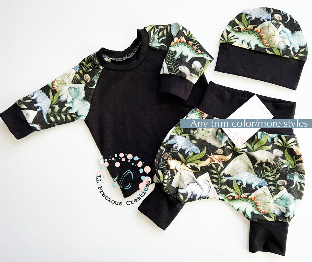 Dinosaurs Organic Baby Boy Harem Raglan Outfit #llpreciouscreations #babyboyoutfit #newbornbabyboy #dinosaursbabyoutfi #harempants #charcoalbabyoutfit