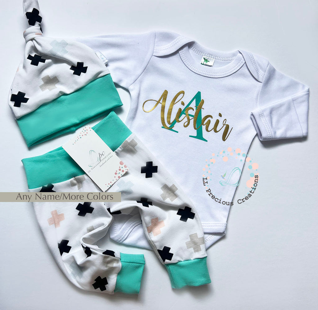 Personalized Baby Boy Outfit LLPreciouscreations #llpreciouscreations #newbornbabyboy#babyboyoutfit #babygirloutfit #cominghomeoutfit #personalizedoutfit #newborntwins #babygift #babyshowergift #hospitalbabyoutfit #handmade #boygirltwins #babyclothes #cominghomeoutfit