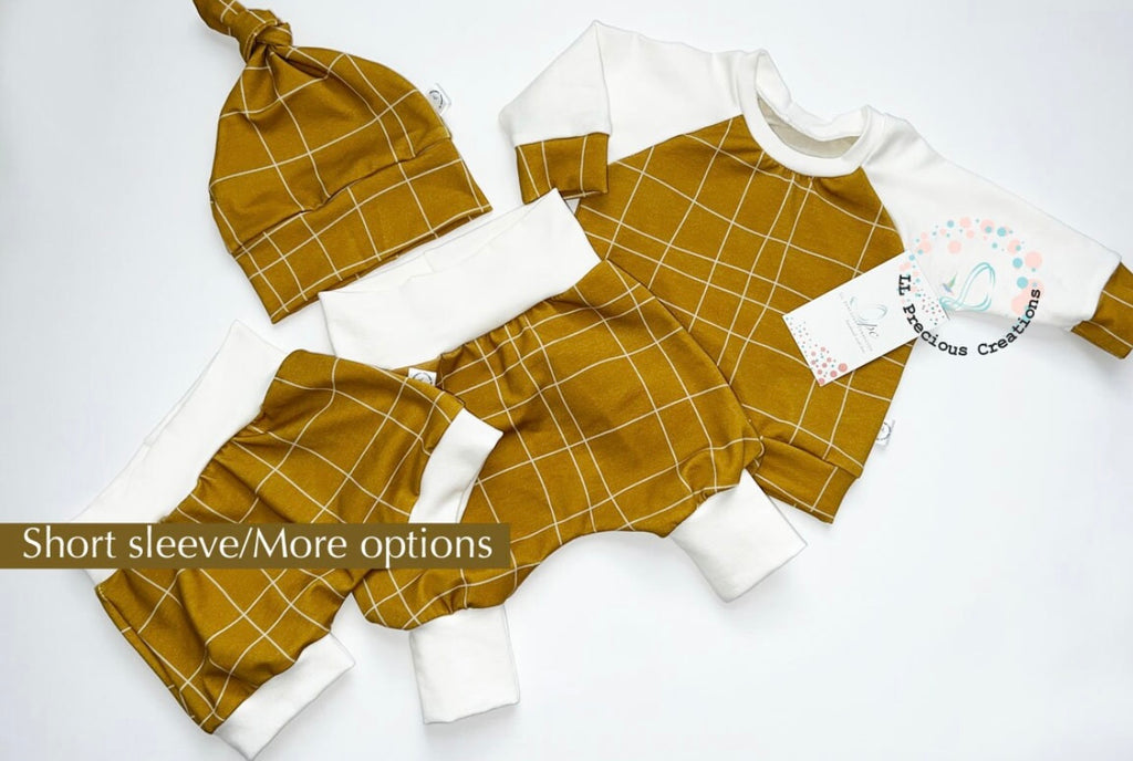 Coming Home Baby Boy Organic Outfit LLPreciouscreations #llpreciouscreations #littlesister #littlebrother #babyboyoutfit #babygirloutfit #cominghomeoutfit #personalizedoutfit #newbornboy #babygift #babyshowergift #hospitalbabyoutfit #handmade #boyoutfit #babyoutfit #babyshorts #haremshorts #harempants #siblingoutfits #babyclothes