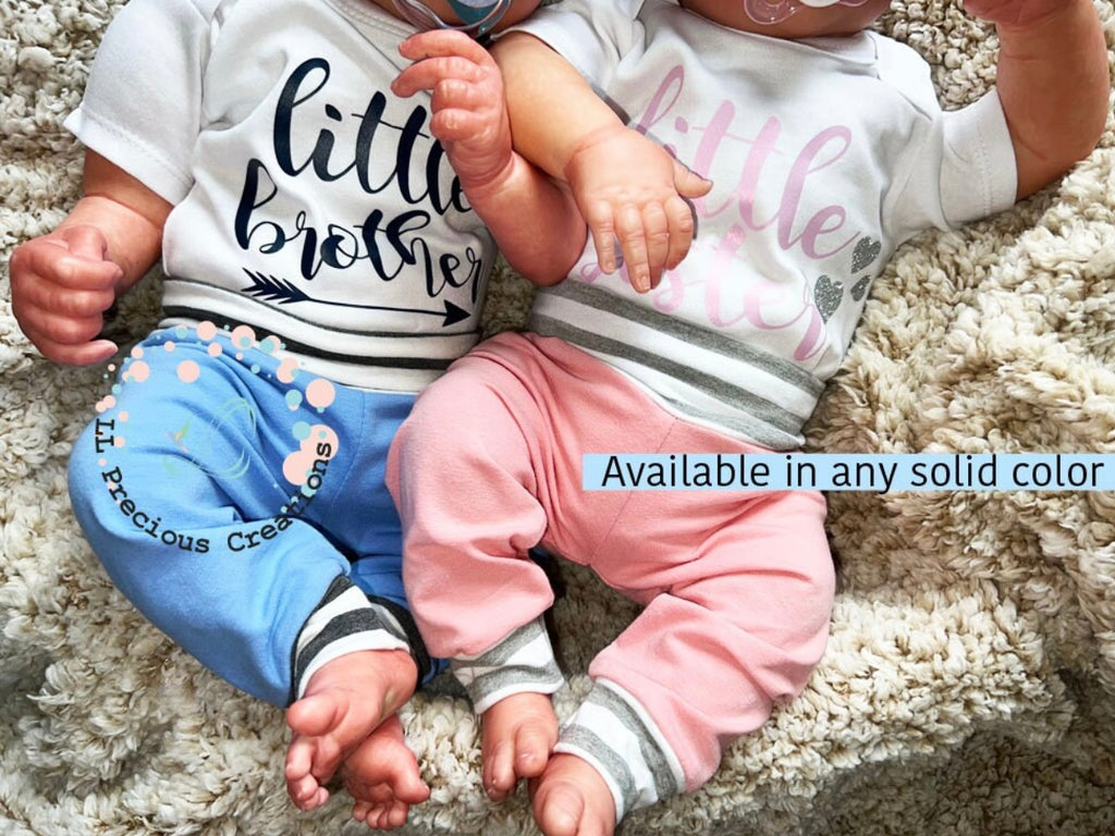 Little Sister Little Brother Gender Neutral Twin Matching Newborn Coming Home Outfits #llpreciouscreations #newborntwins #helloworld #littlesister #littlebrother #newborntwins #newbornbabygirl #newbornbabyboy #personalizedoutfit