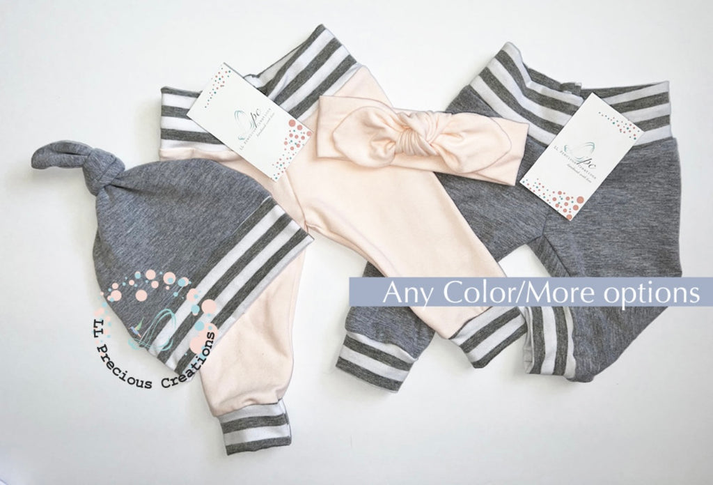 Twin Matching Coming Home Outfits Little Brother Little Sister LLPreciouscreations #llpreciouscreations #littlesister #littlebrother #twins #newborntwins #babyboyoutfit #babygirloutfit #cominghomeoutfit #personalizedoutfit #newborntwins #babygift #babyshowergift #hospitalbabyoutfit #handmade #boygirltwins #matchingbabyoutfits #siblingoutfits #babyclothes