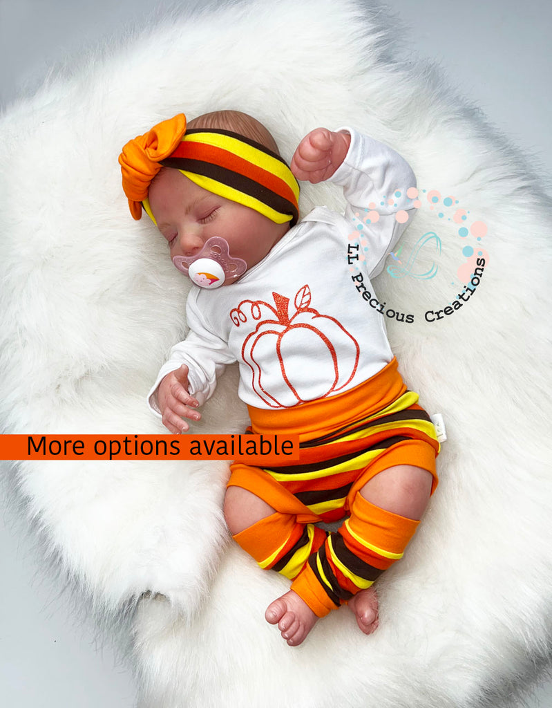 Baby's 1st Thanksgiving Outfit Set Fall Pumpkin Outfit Newborn Baby Outfit by LL Precious Creations #baby's1st Thanksgiving #newbornbaby #newbornoutfit #thanksgivingbaby #pumpkinoutfit #FirstThanksgiving #fallbabyoutfit #cominghomeoutfit #newbornbabygirl #newborbabyboy #unisexbabyoutfit #babybummies 